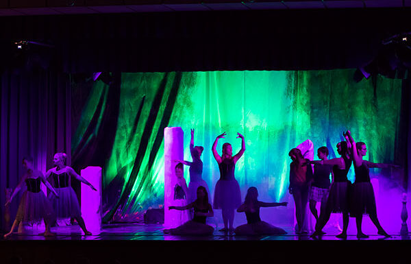 ILAYA-16-Steinfiguren